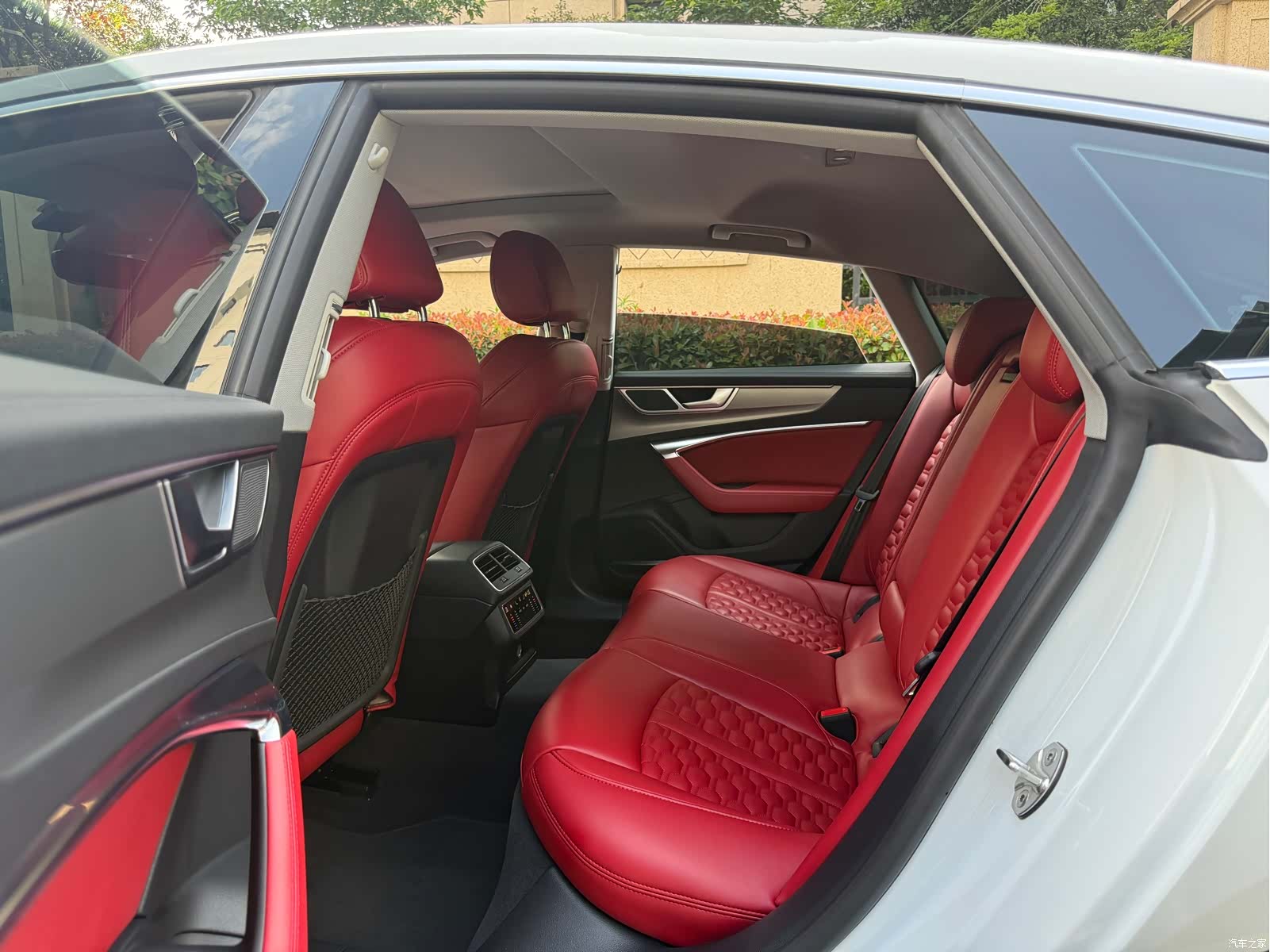 Audi A7, 2024 11