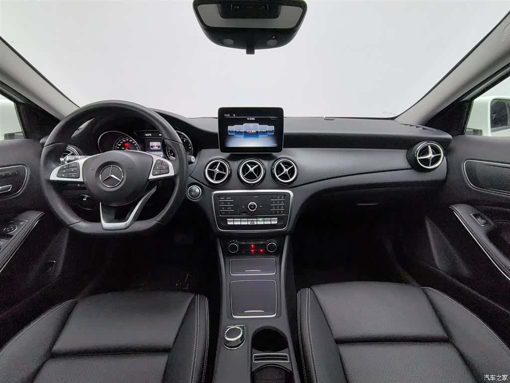 Mercedes-Benz GLA, 2019 все фото