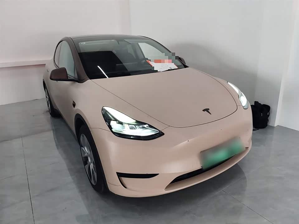 Tesla Model Y Tesla Model Y