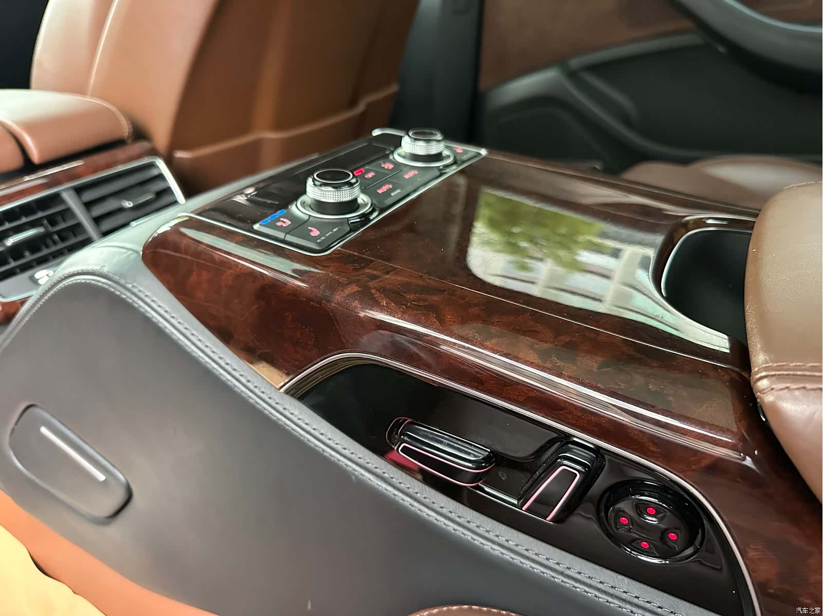 Audi A8L, 2012 12