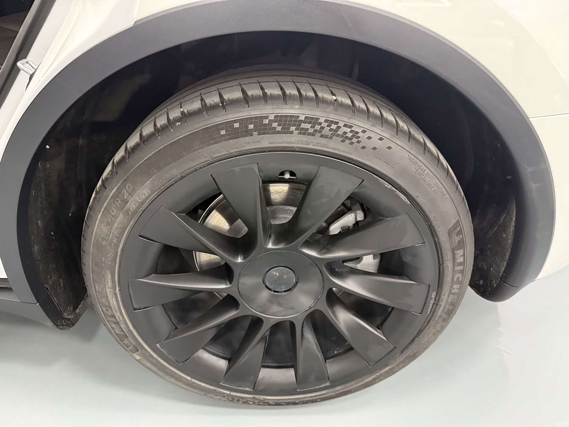 Tesla Model Y, 2021 15