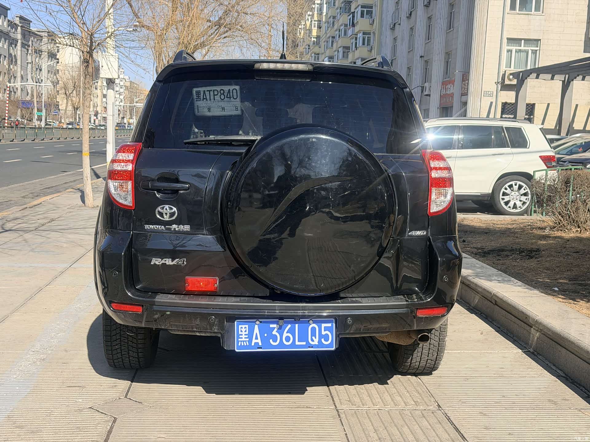 Toyota RAV4, 2013 6