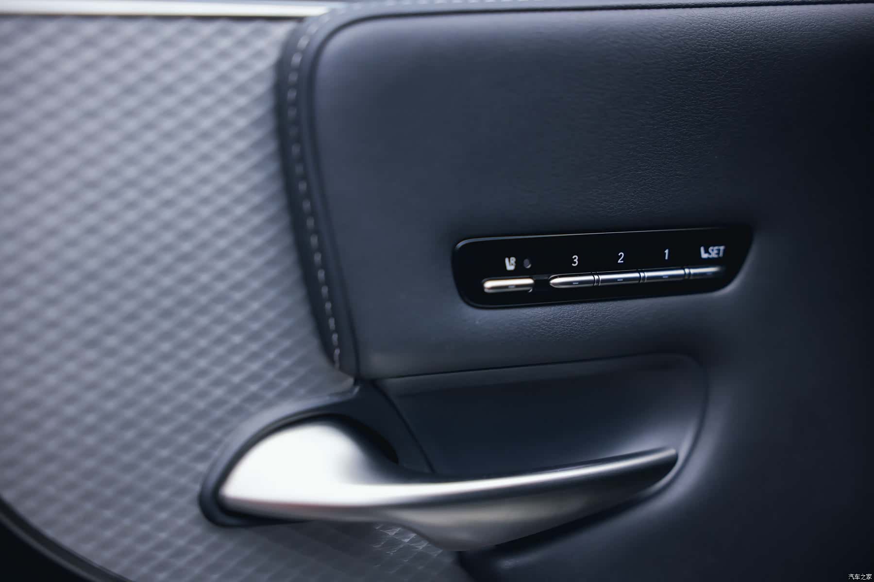 Lexus LS, 2018 22
