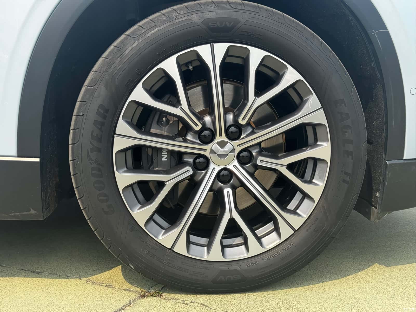 NIO EC6, 2023 13