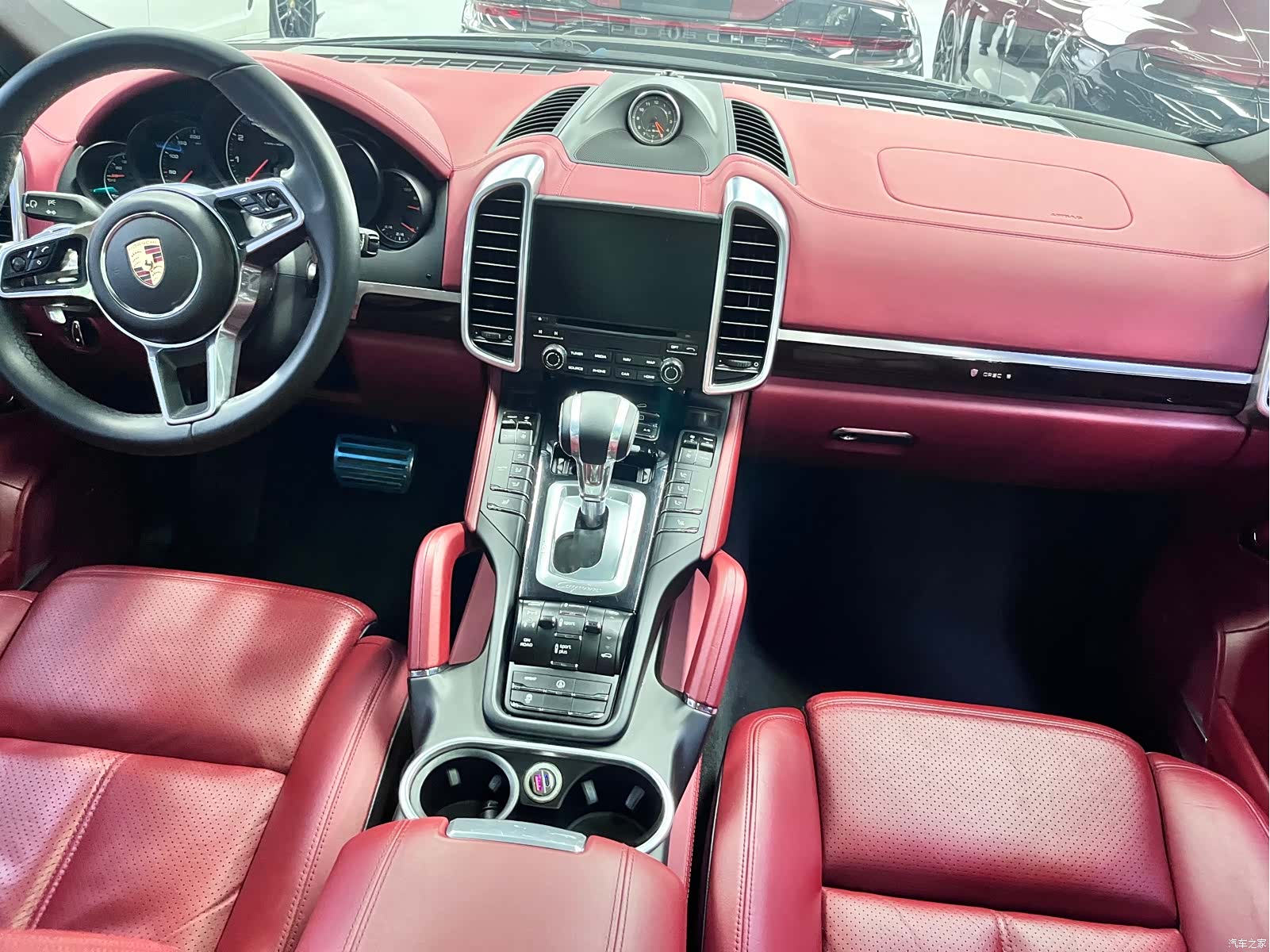 Porsche Cayenne, 2016 15