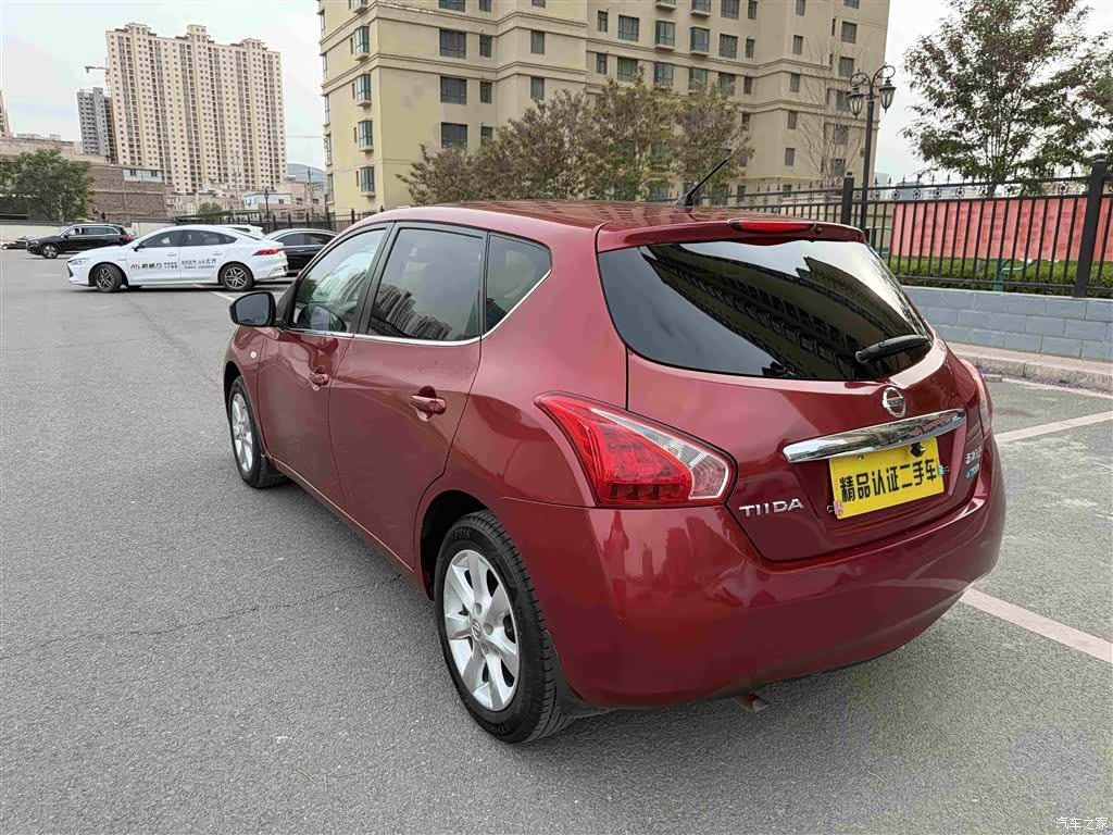 Nissan Tiida, 2012 17