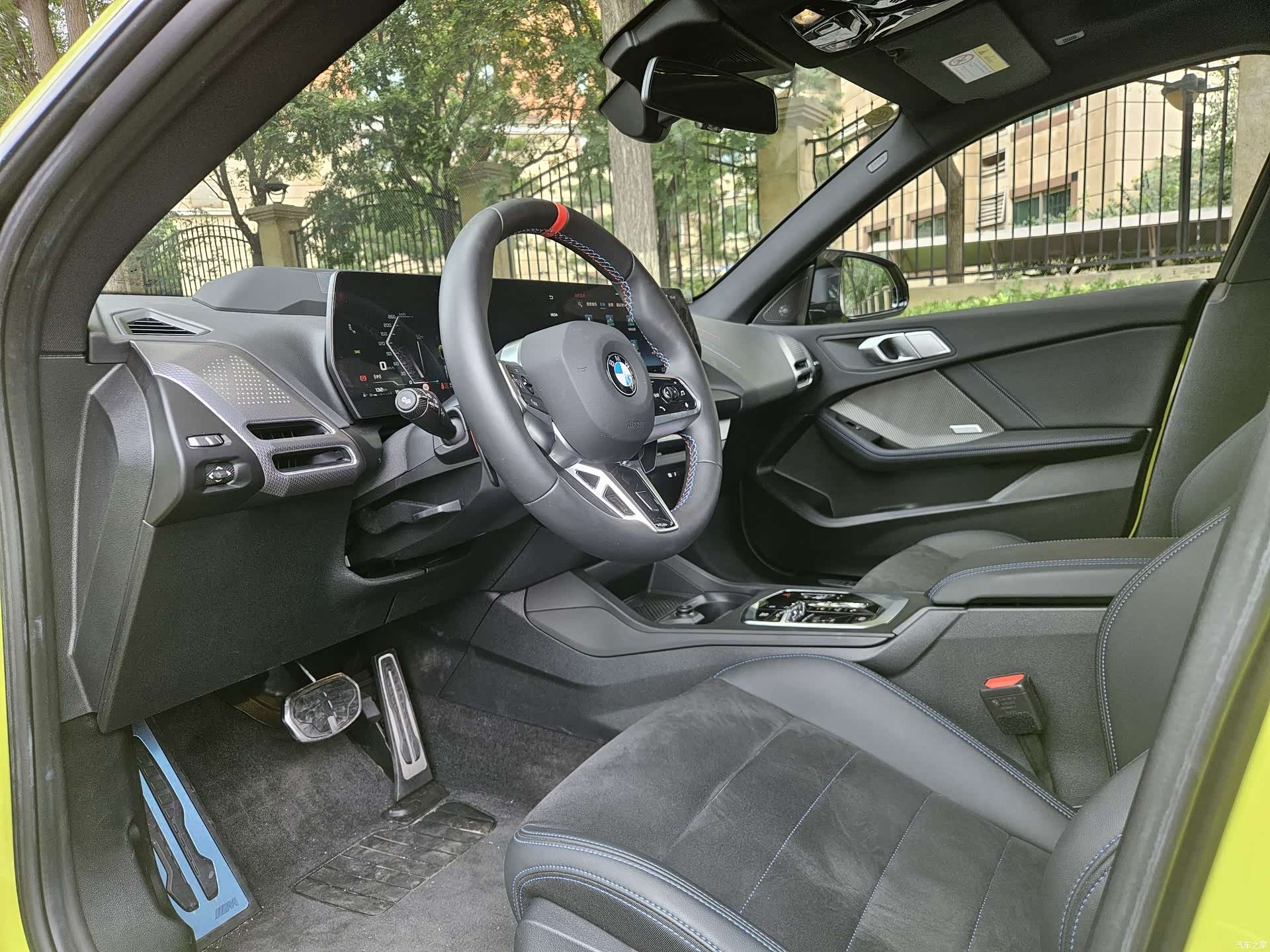 BMW M2, 2025 6