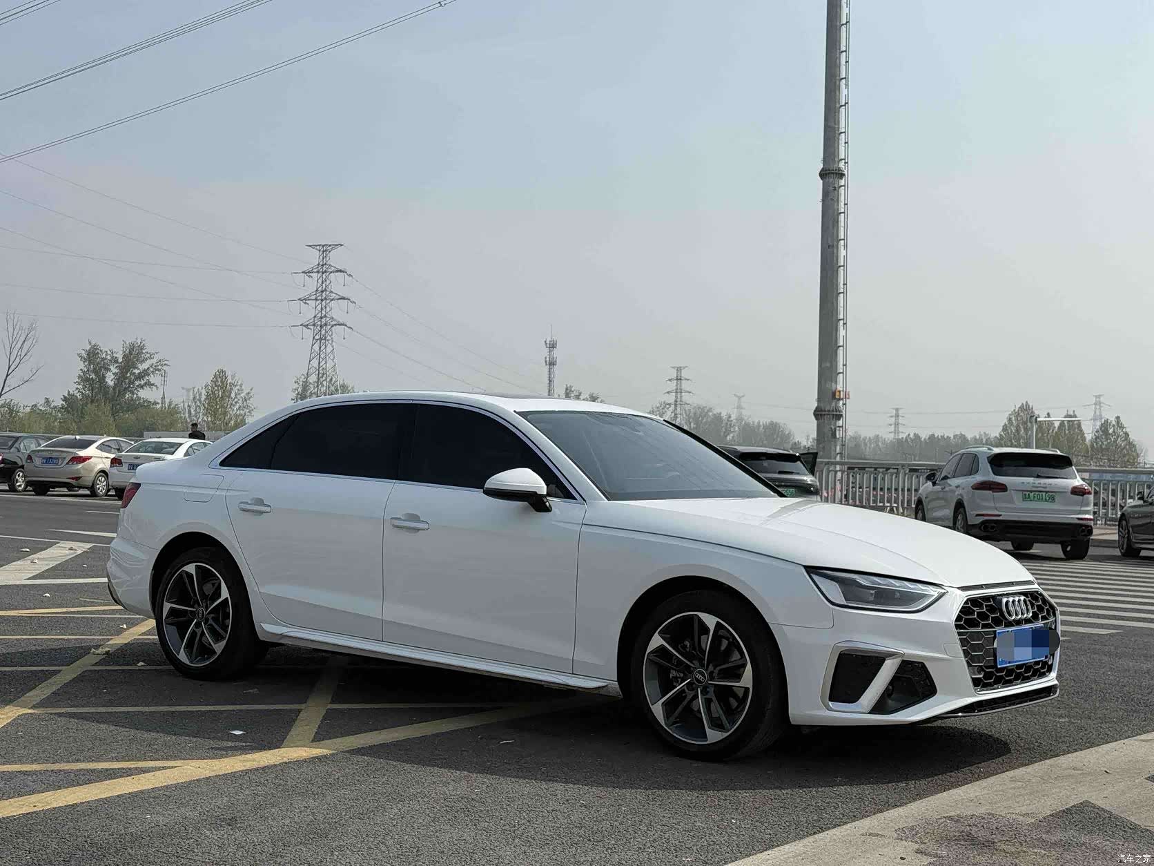 Audi A4L, 2023 1