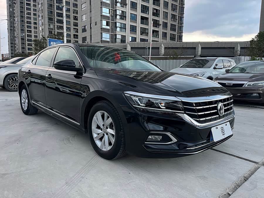 Volkswagen Passat 2020, фото 3