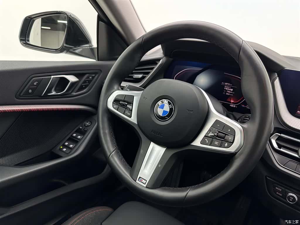 BMW 2 Series, 2024 10