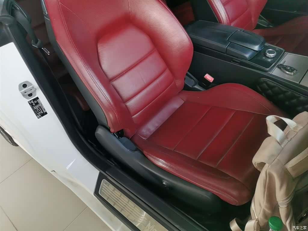 Mercedes-Benz E-Class, 2015 25