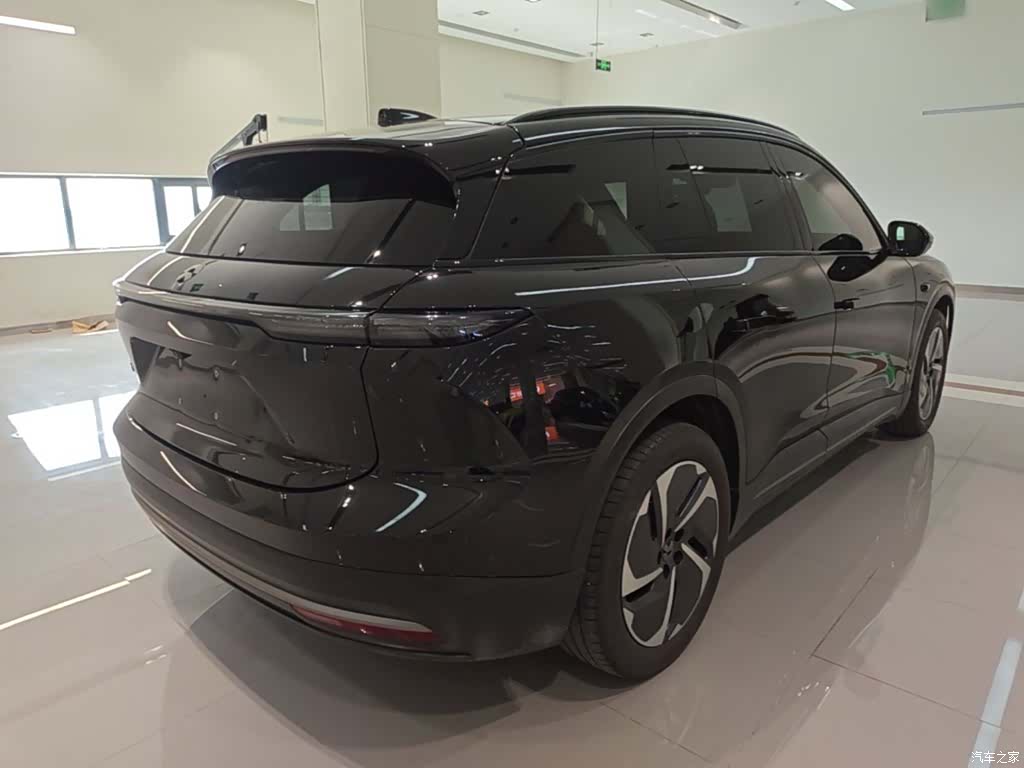NIO ES6, 2023 7