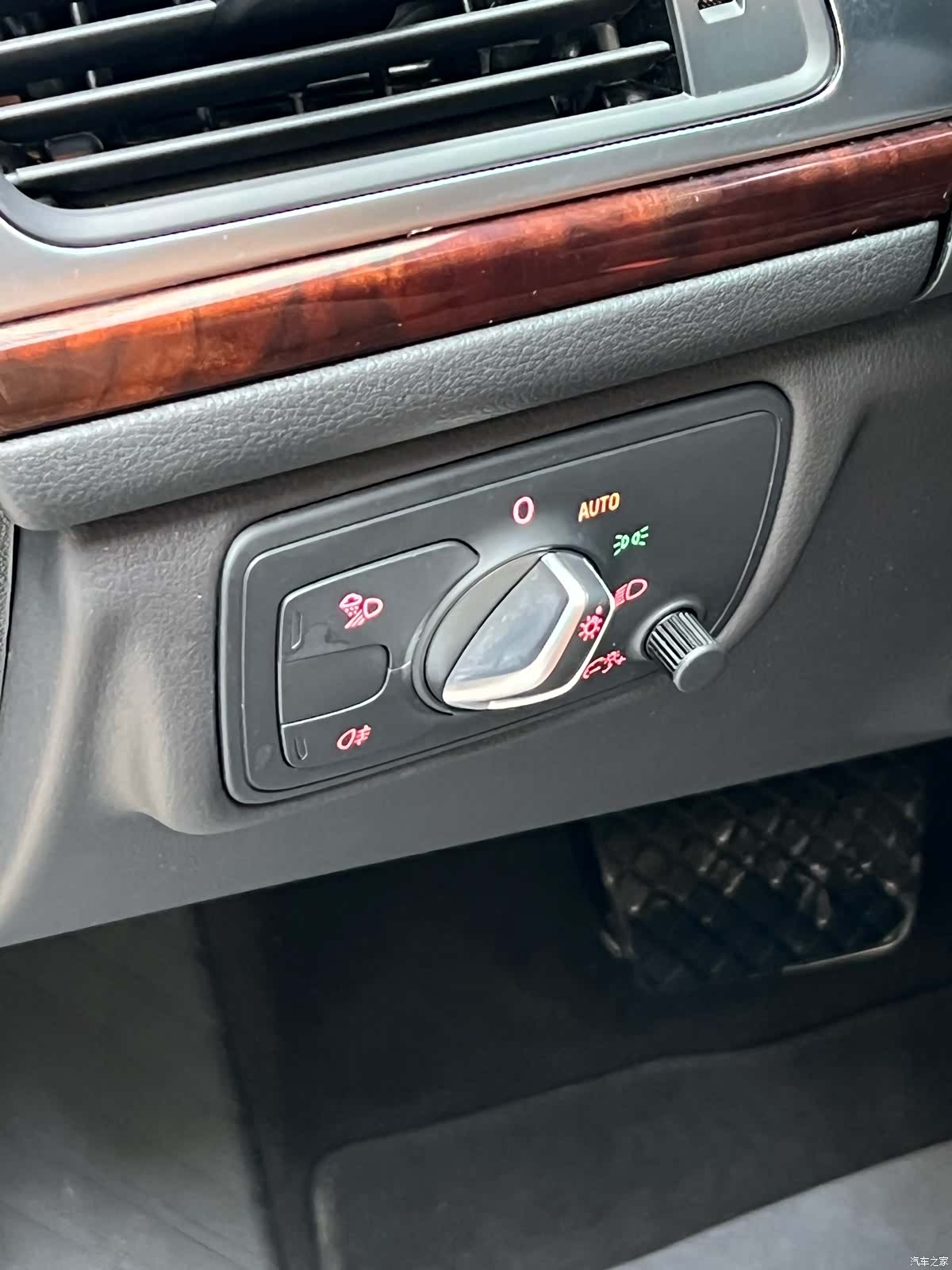 Audi A6L, 2016 13