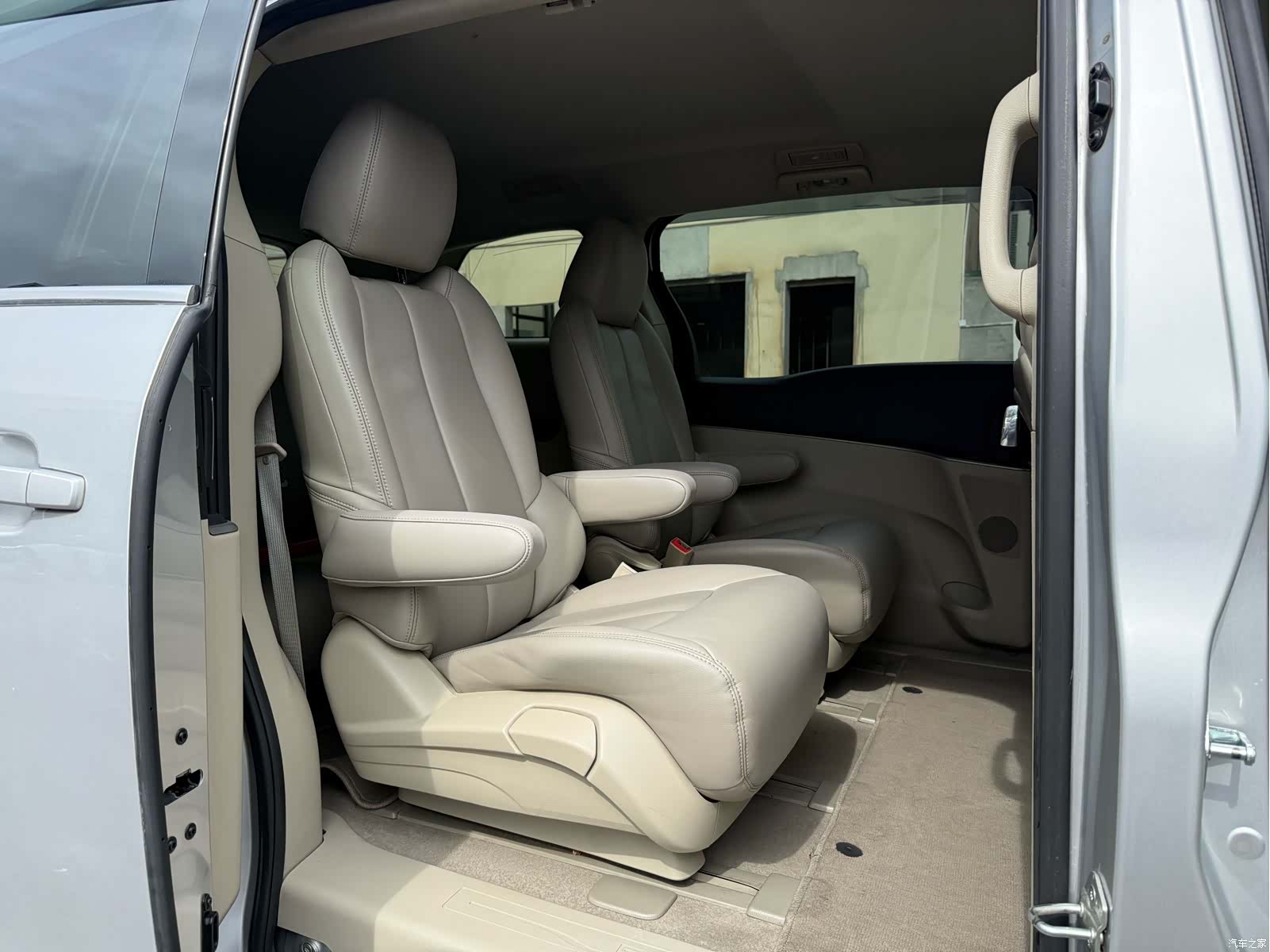 Buick GL8, 2017 20