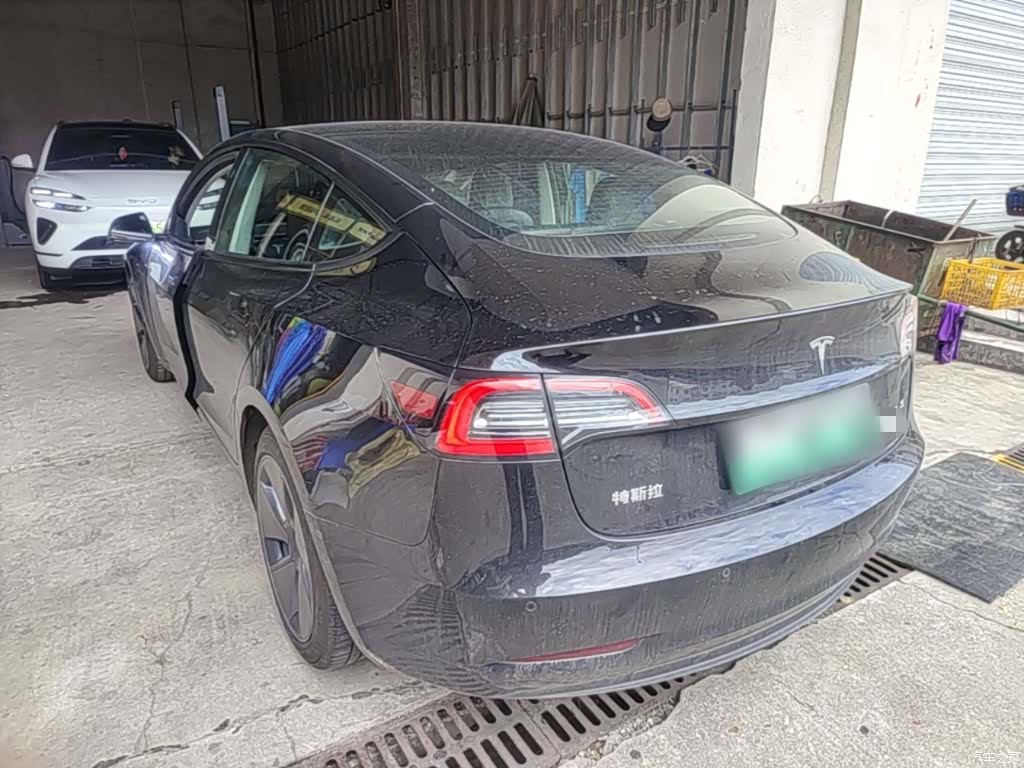 Tesla Model 3, 2023 все фото