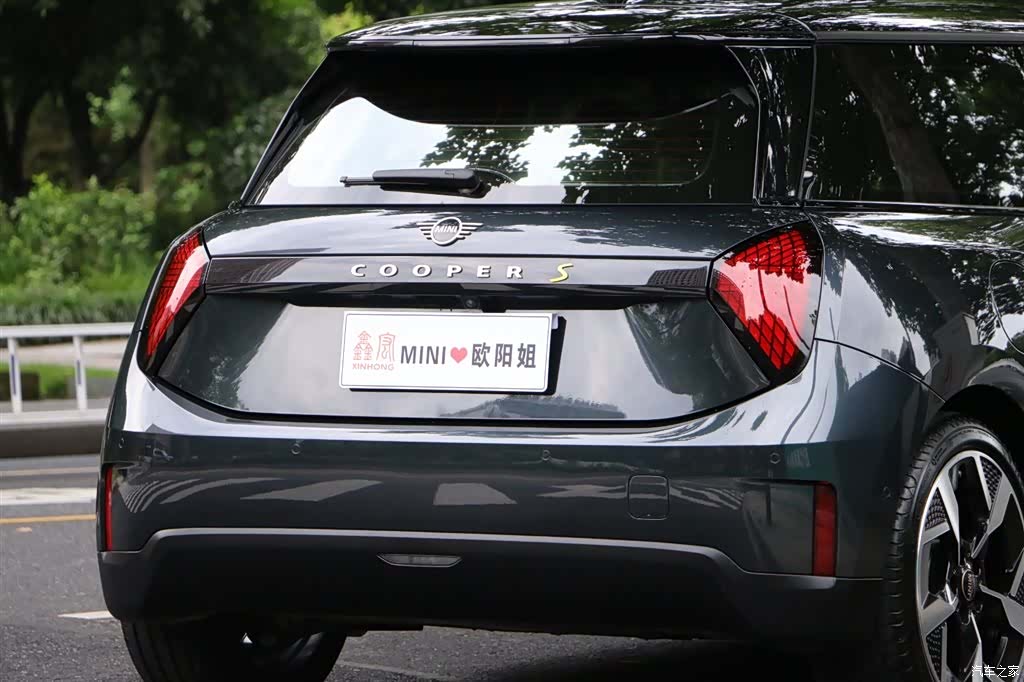 Mini Cooper, 2025 11