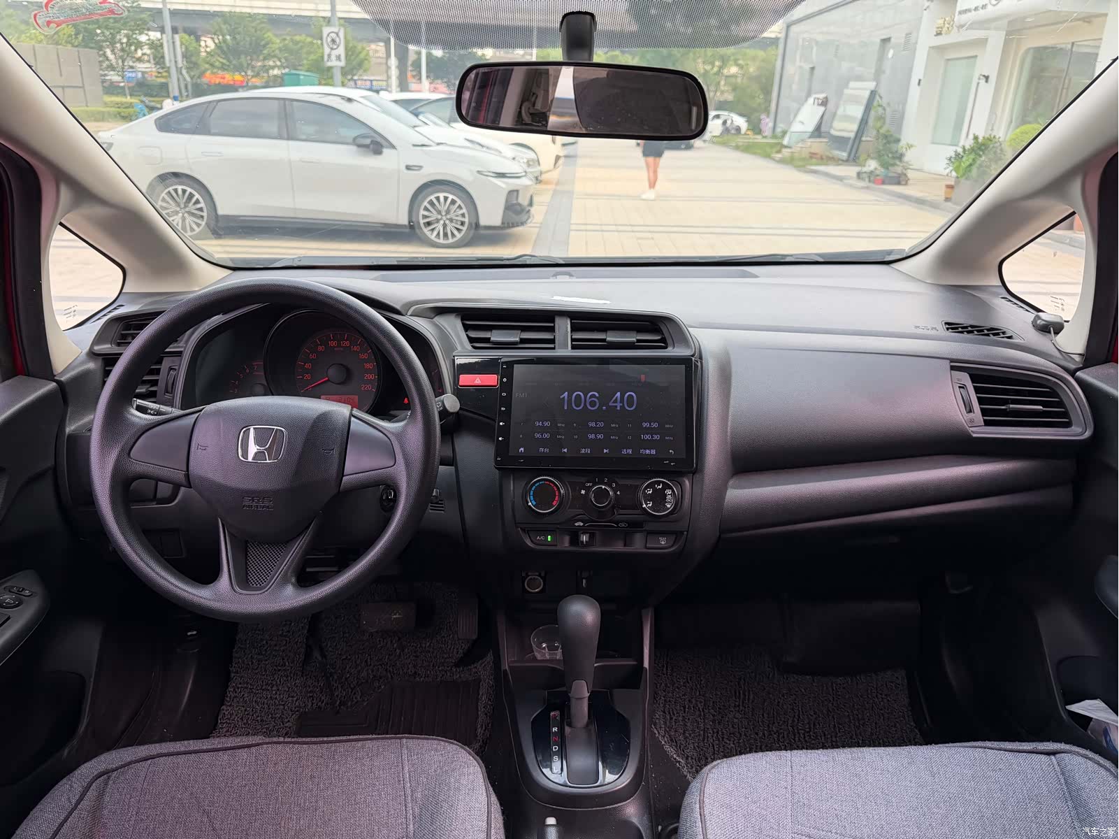 Honda Fit, 2016 все фото