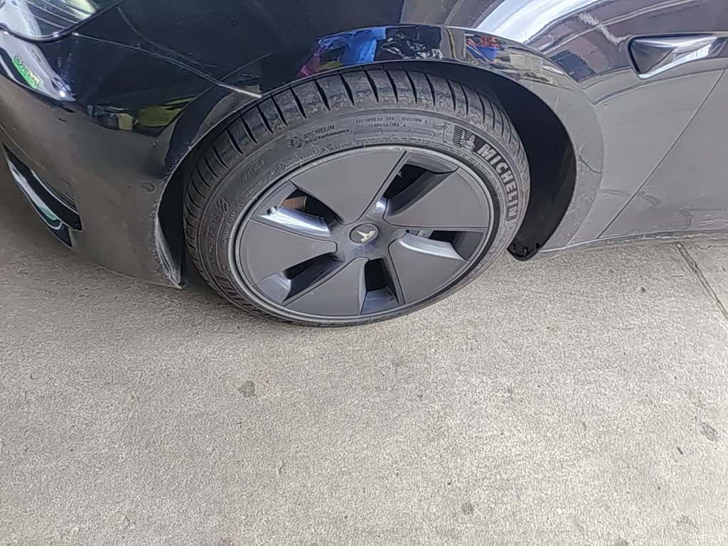 Tesla Model 3, 2023 23