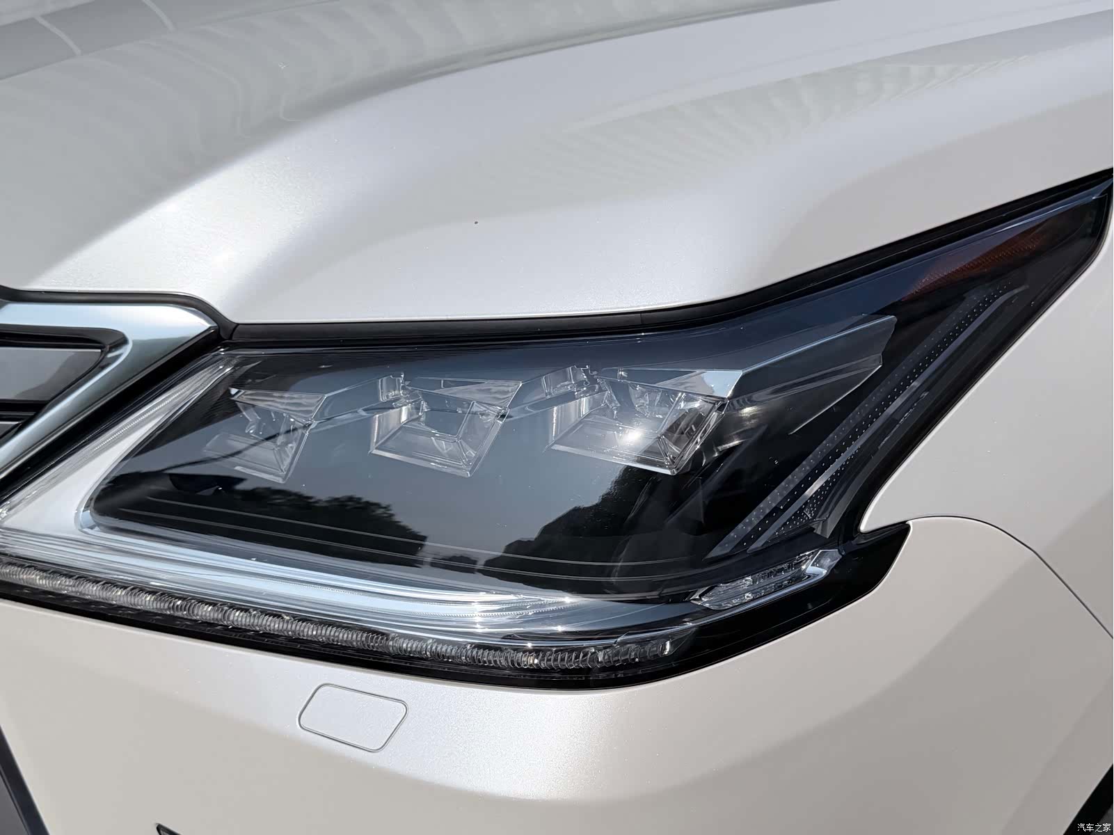 Lexus LX, 2019 22