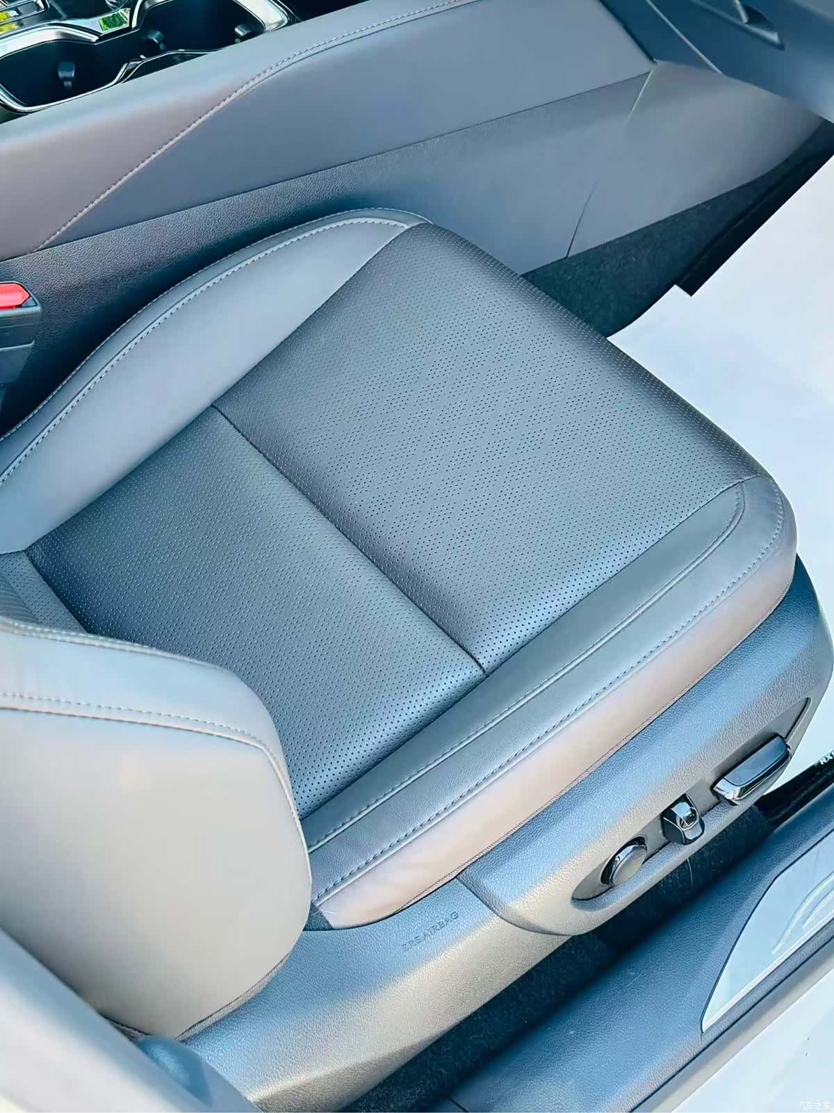 Lexus RX, 2023 21