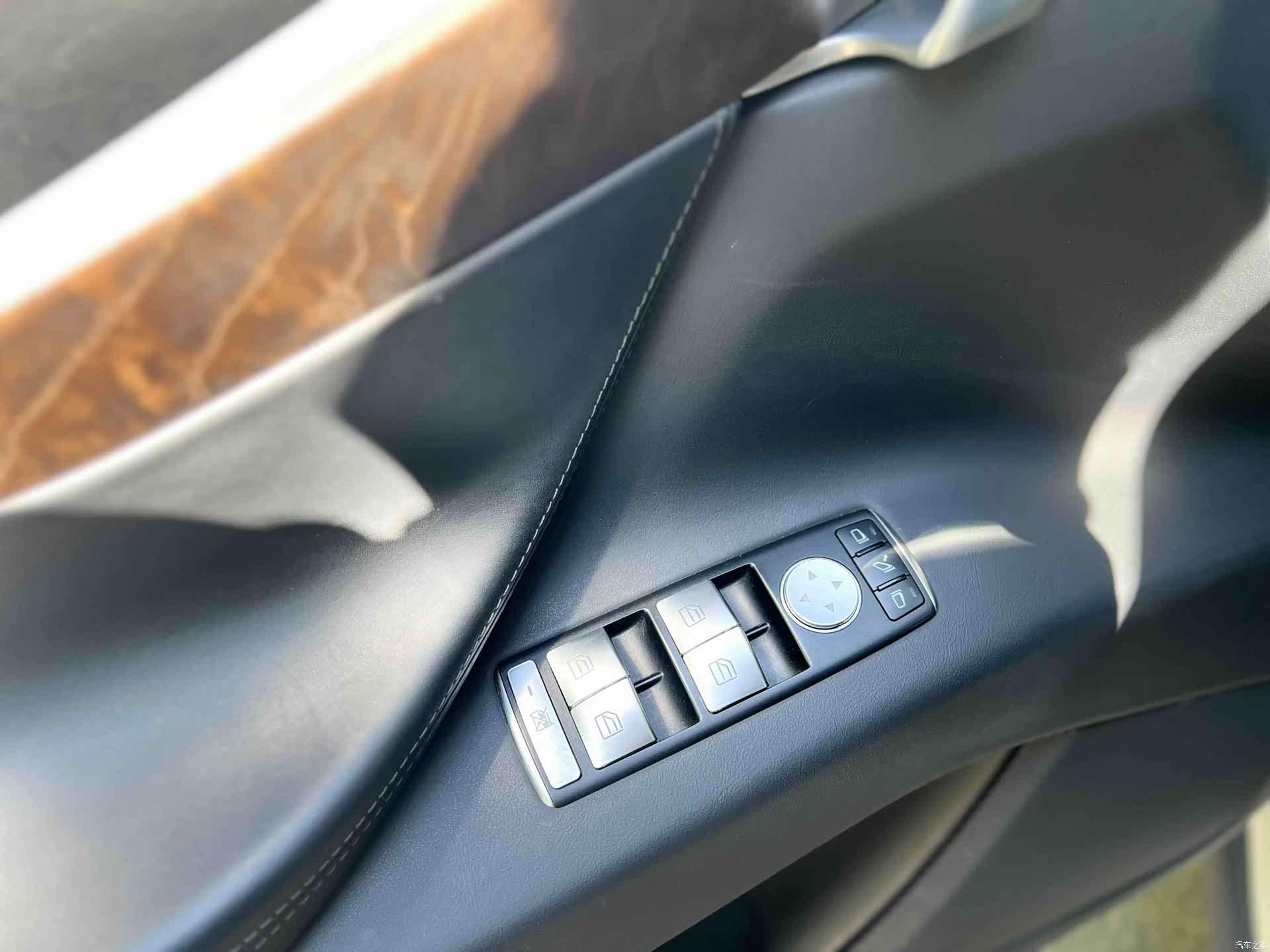 Tesla Model X, 2017 11