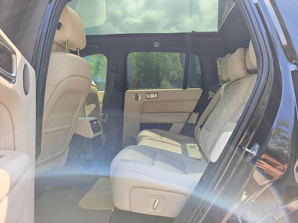 Li Auto Ideal L6