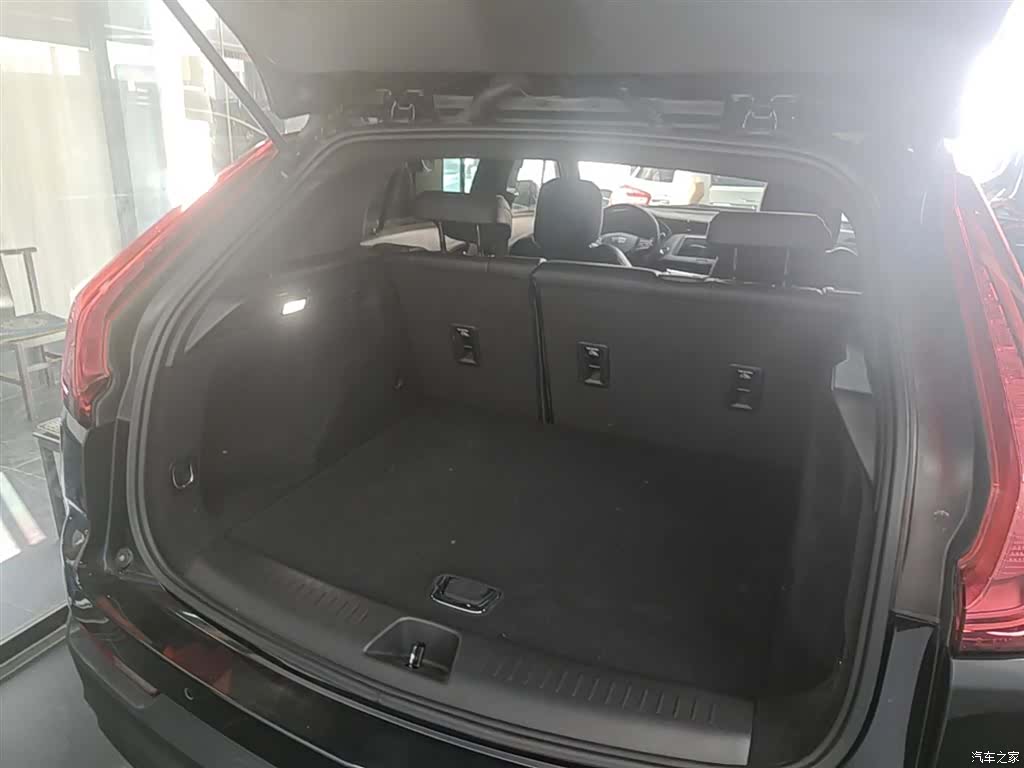 Cadillac XT4, 2021 19