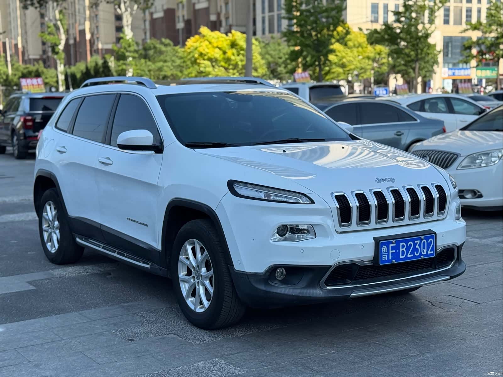 Jeep Cherokee, 2016 4
