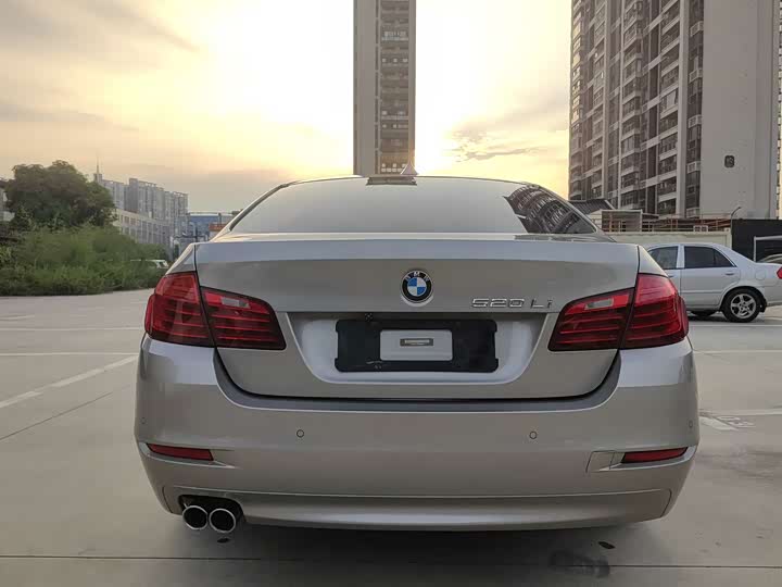 BMW 5 Series 2014 520Li dian ya xing
