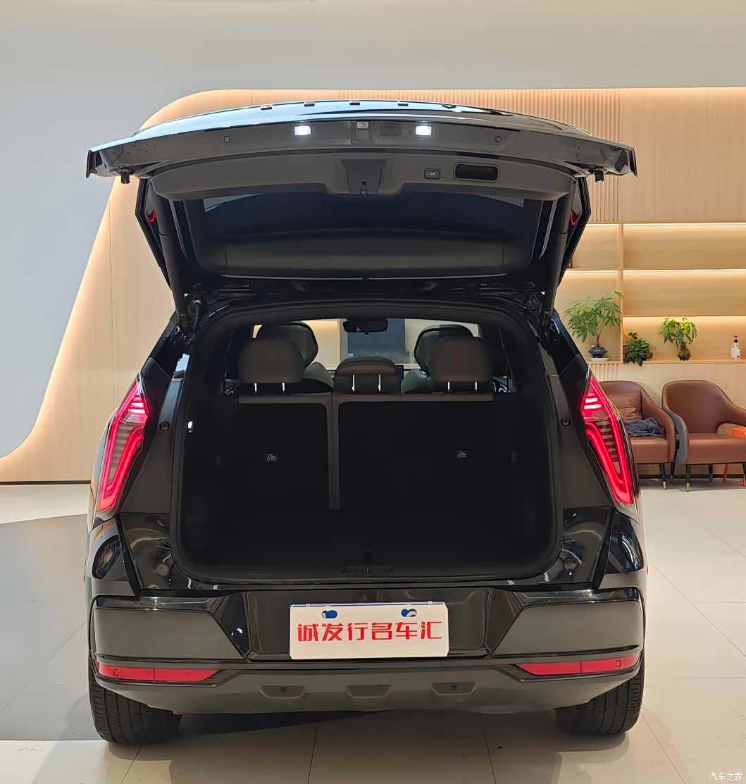 Geely Boyue, 2025 24