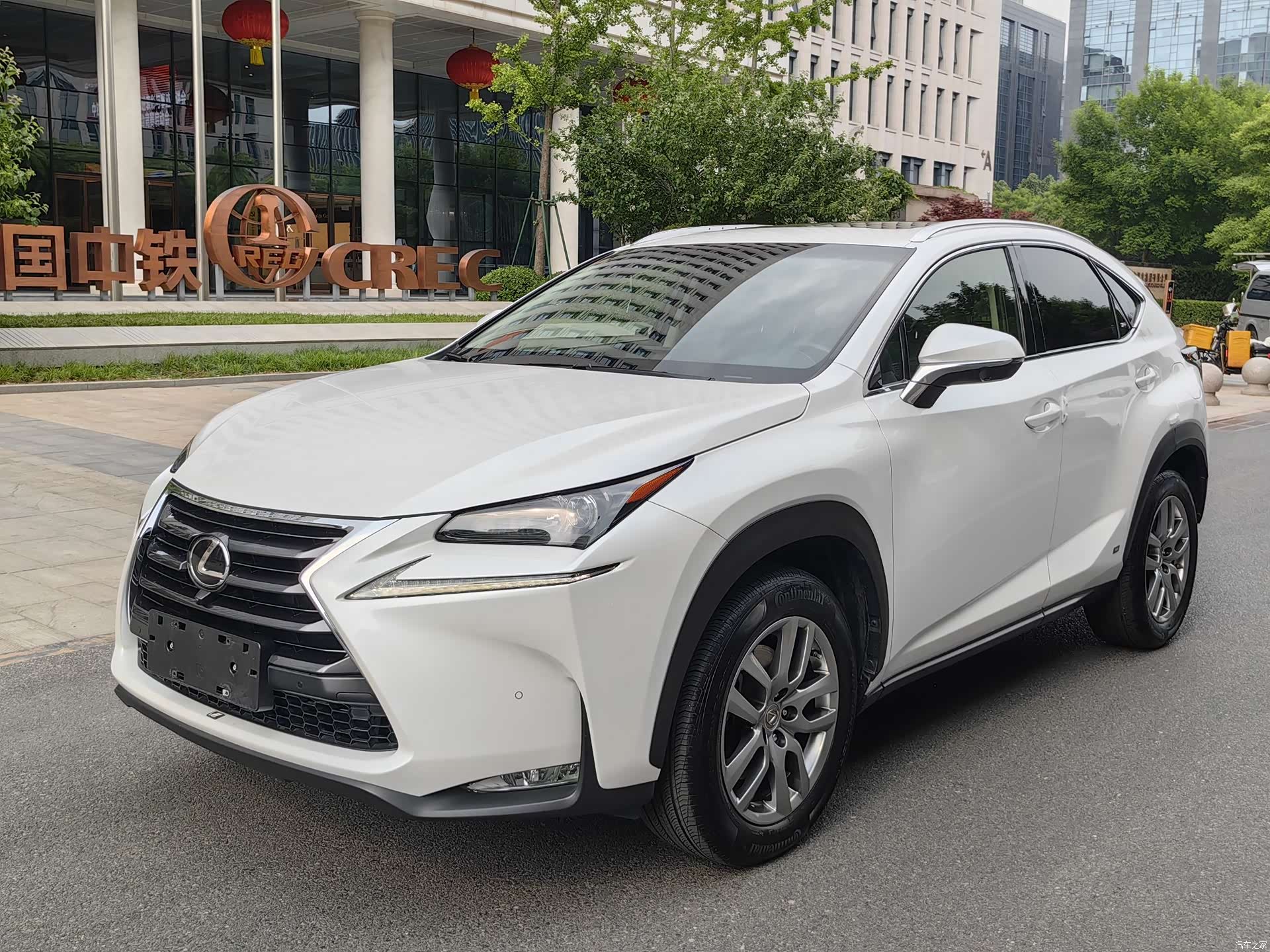 Lexus NX, 2017 2
