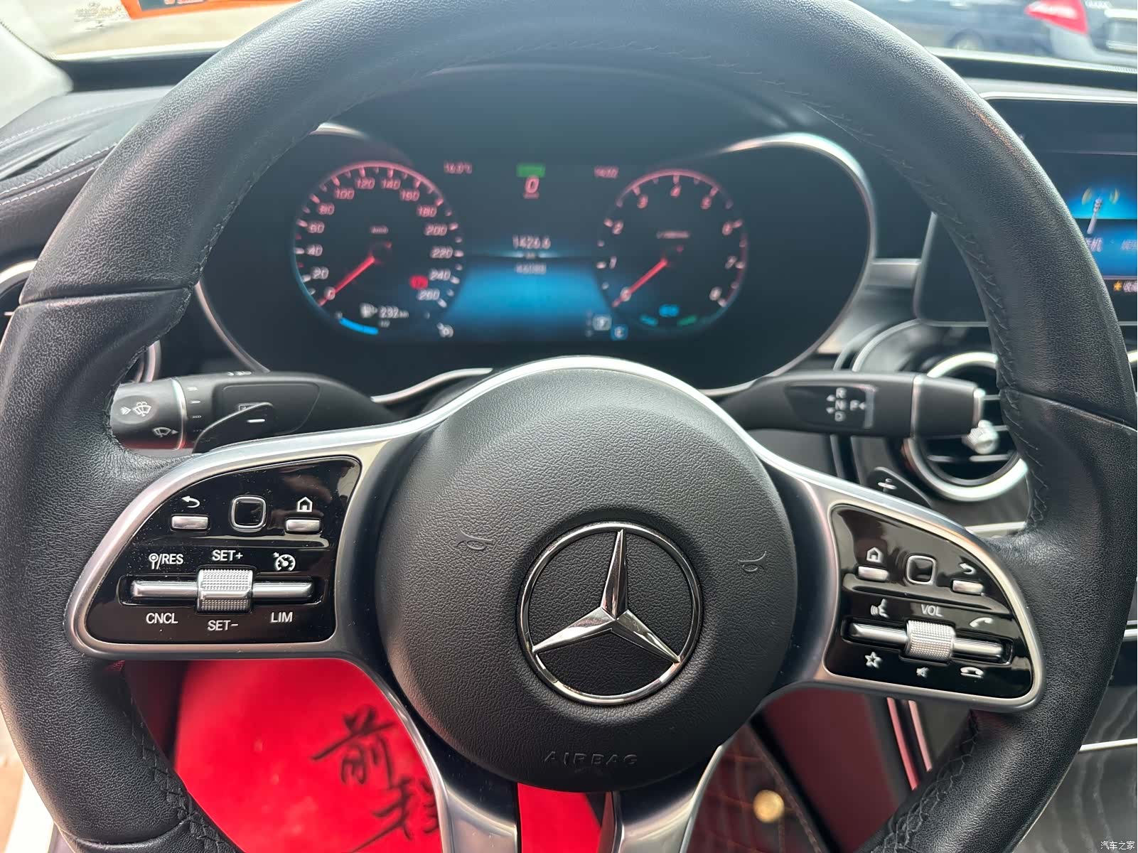 Mercedes-Benz C-Class, 2019 11