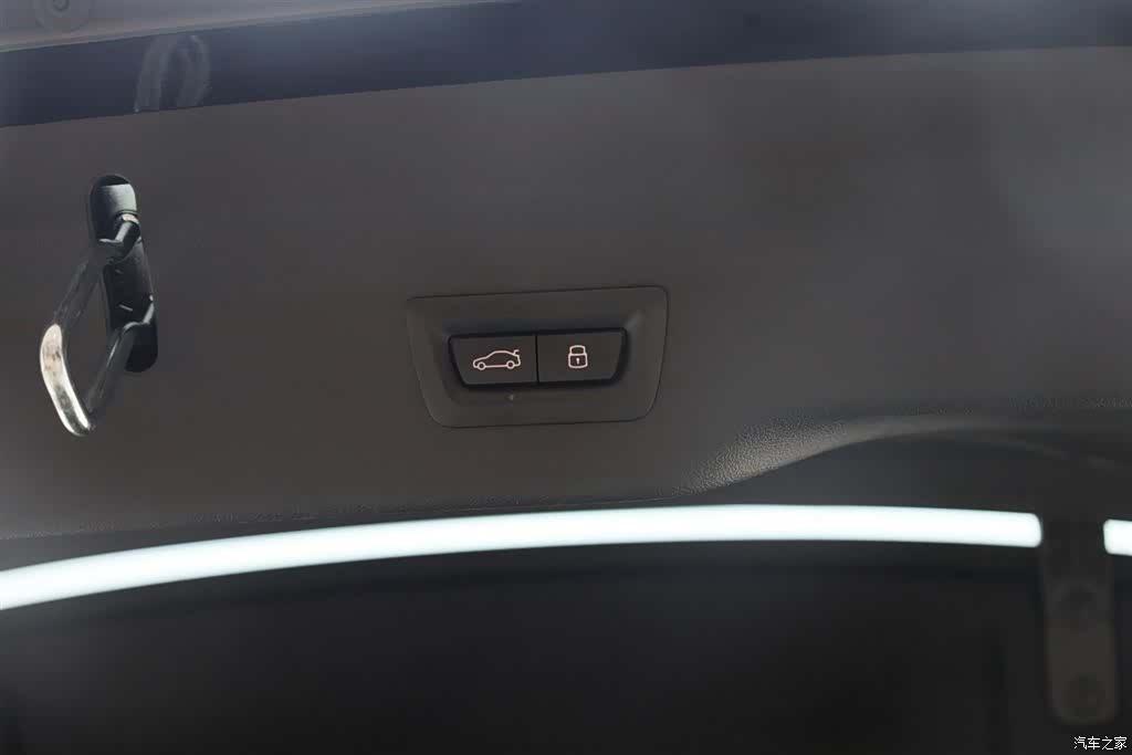 BMW 6 Series GT, 2024 9