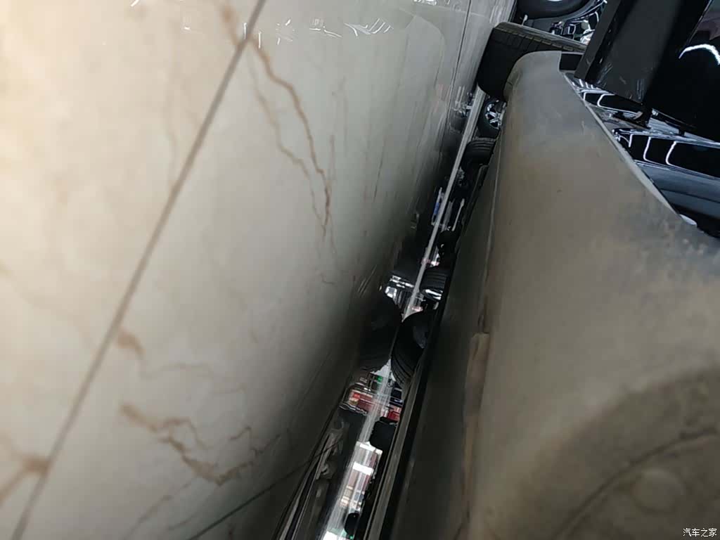 Tesla Model Y, 2022 21