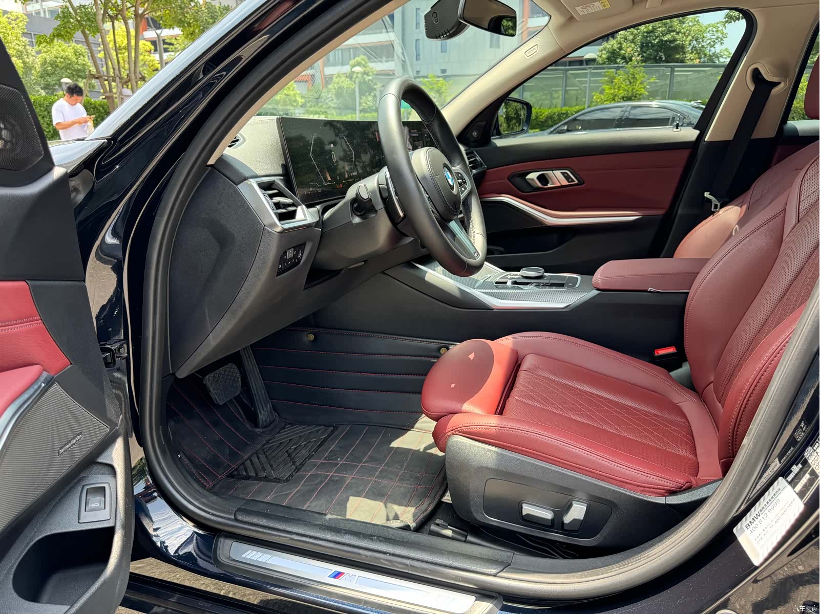 BMW 3 Series, 2024 все фото