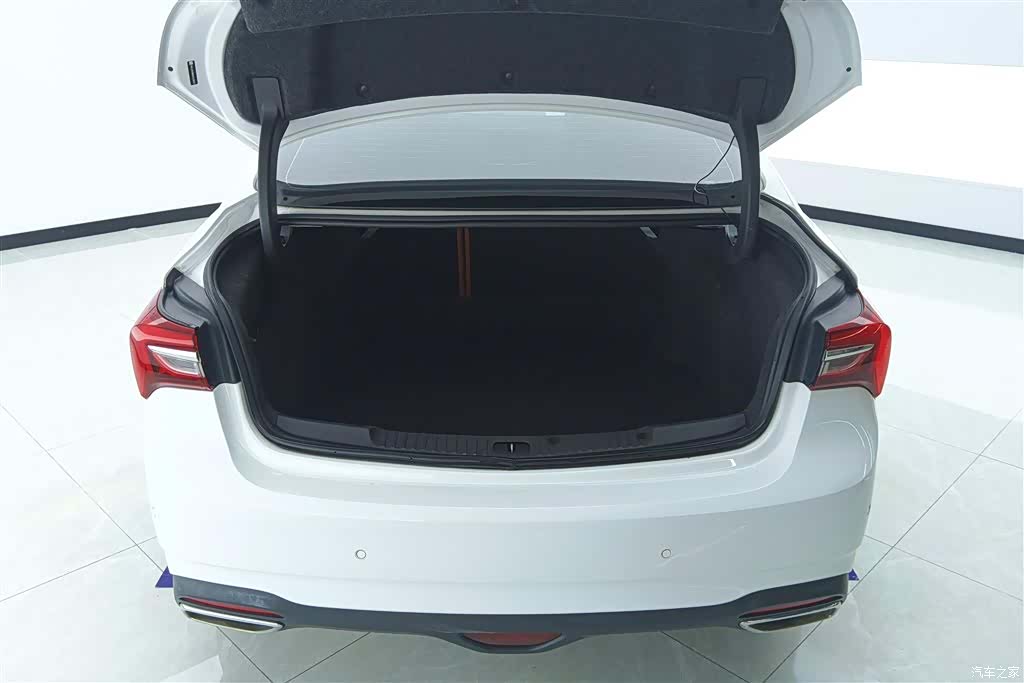 Buick Verano, 2023 4