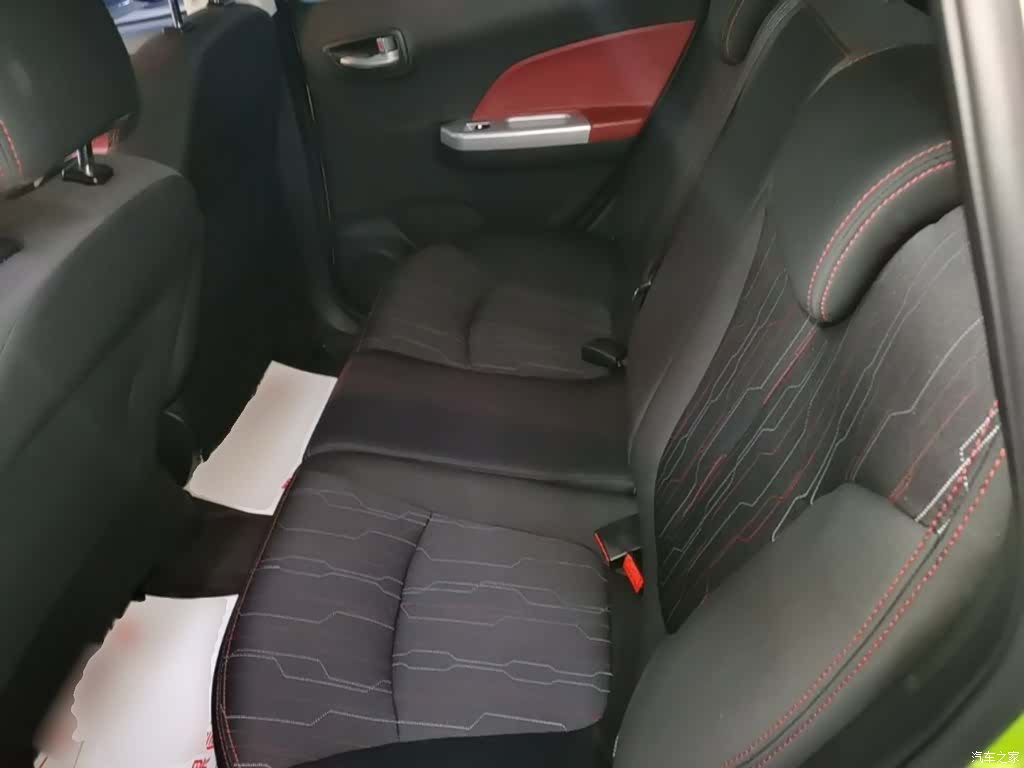 Changan EV360, 2019 17