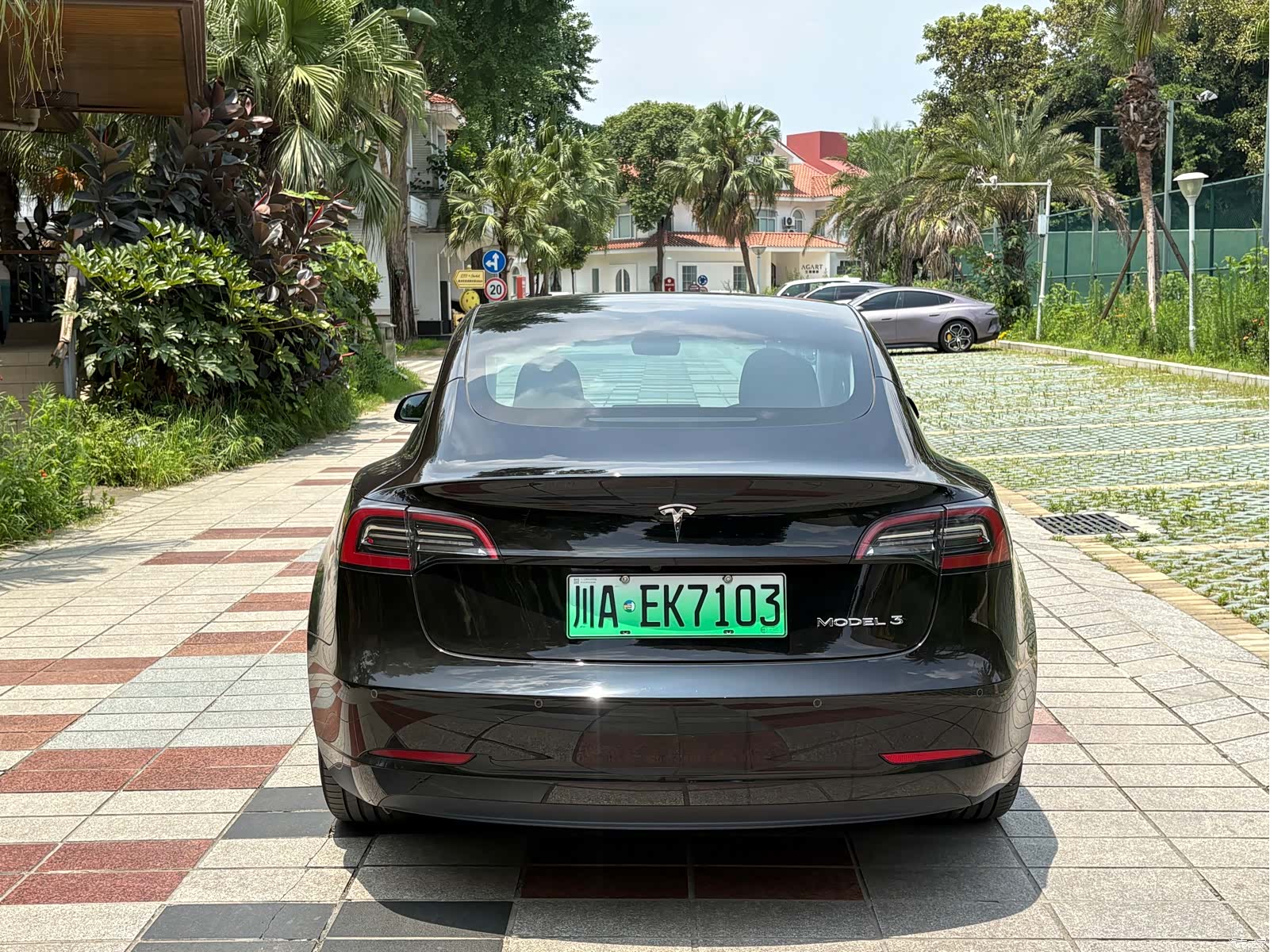 Tesla Model 3, 2023 8