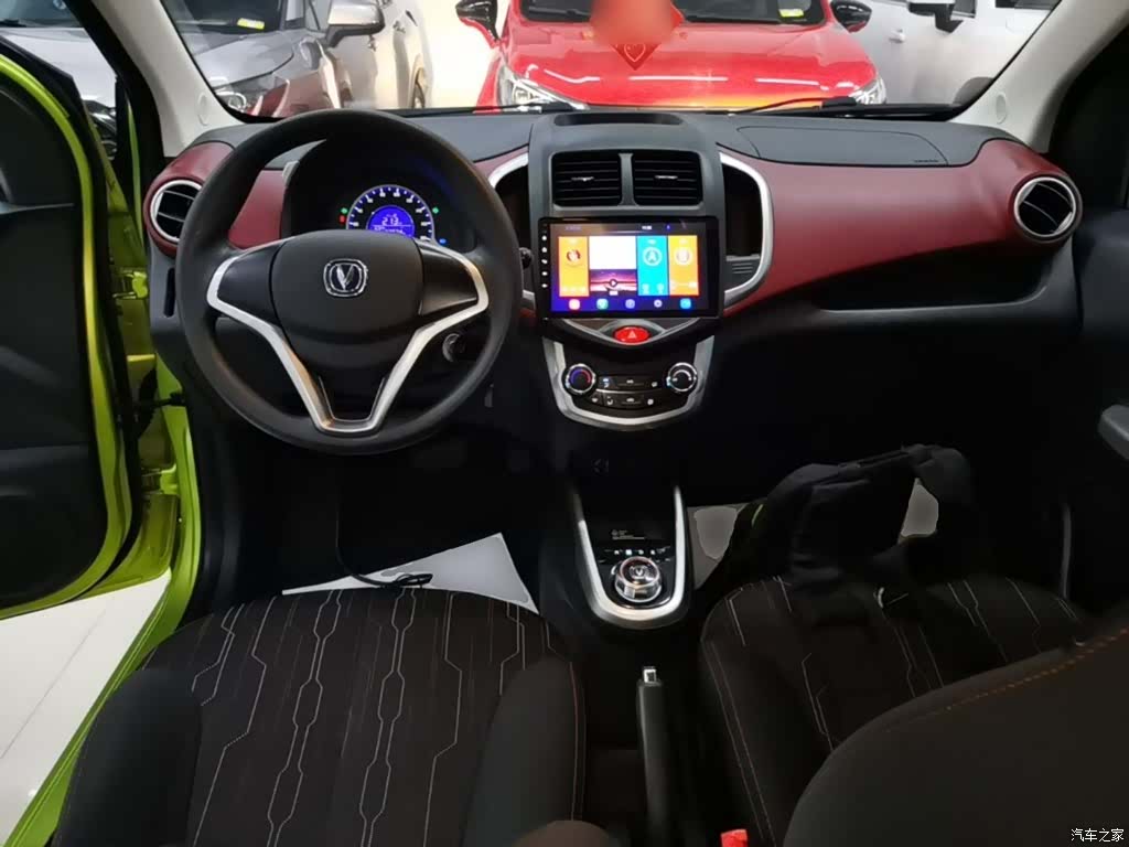 Changan EV360, 2019 10