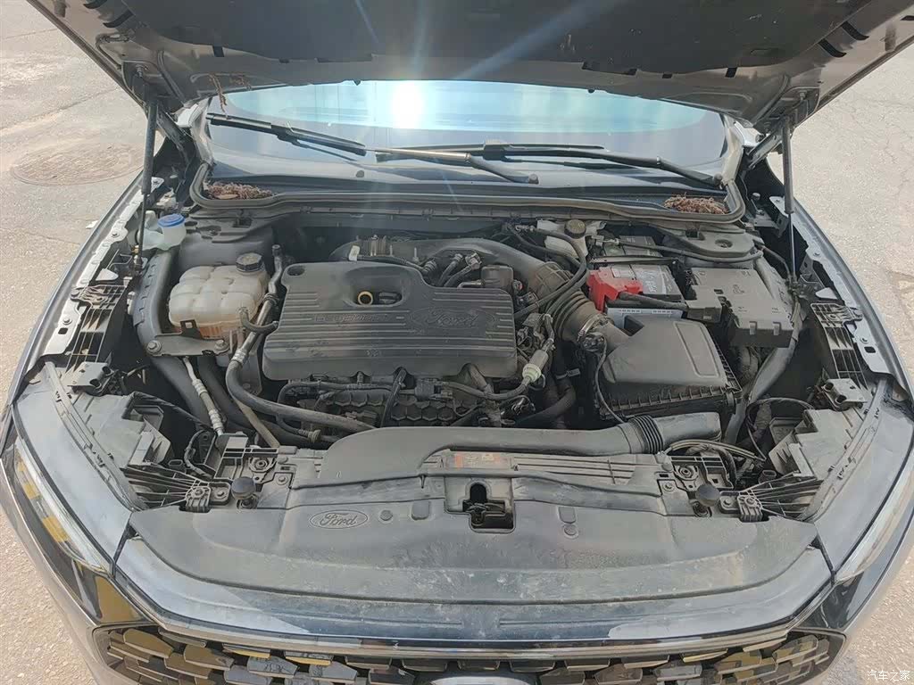Ford Mondeo, 2023 21
