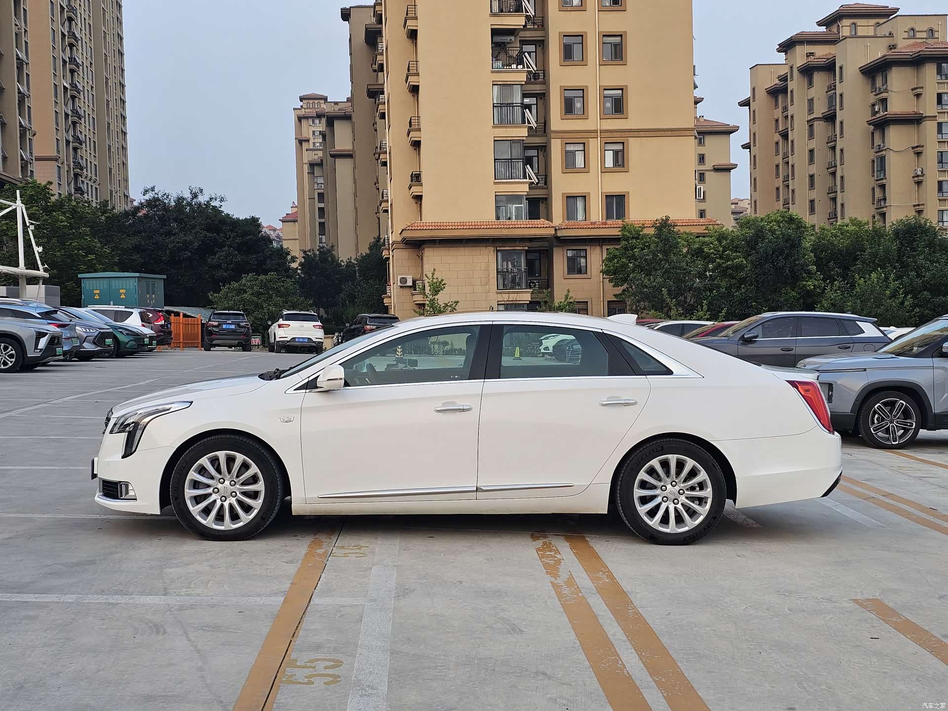Cadillac XTS, 2020 4