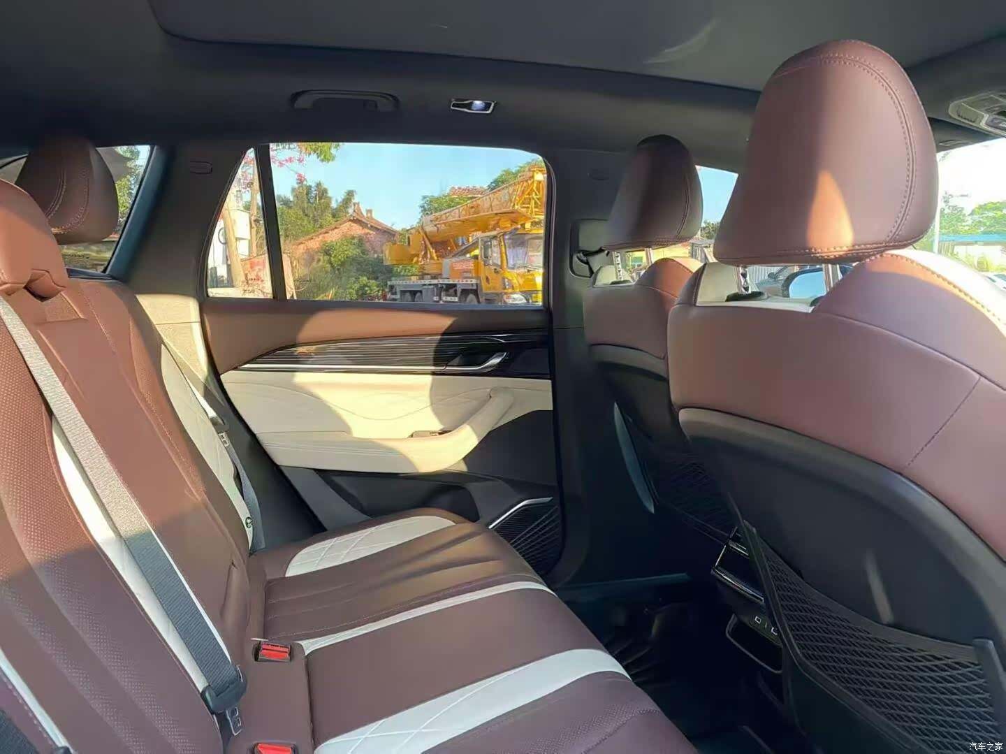Geely Xingyue L, 2024 6