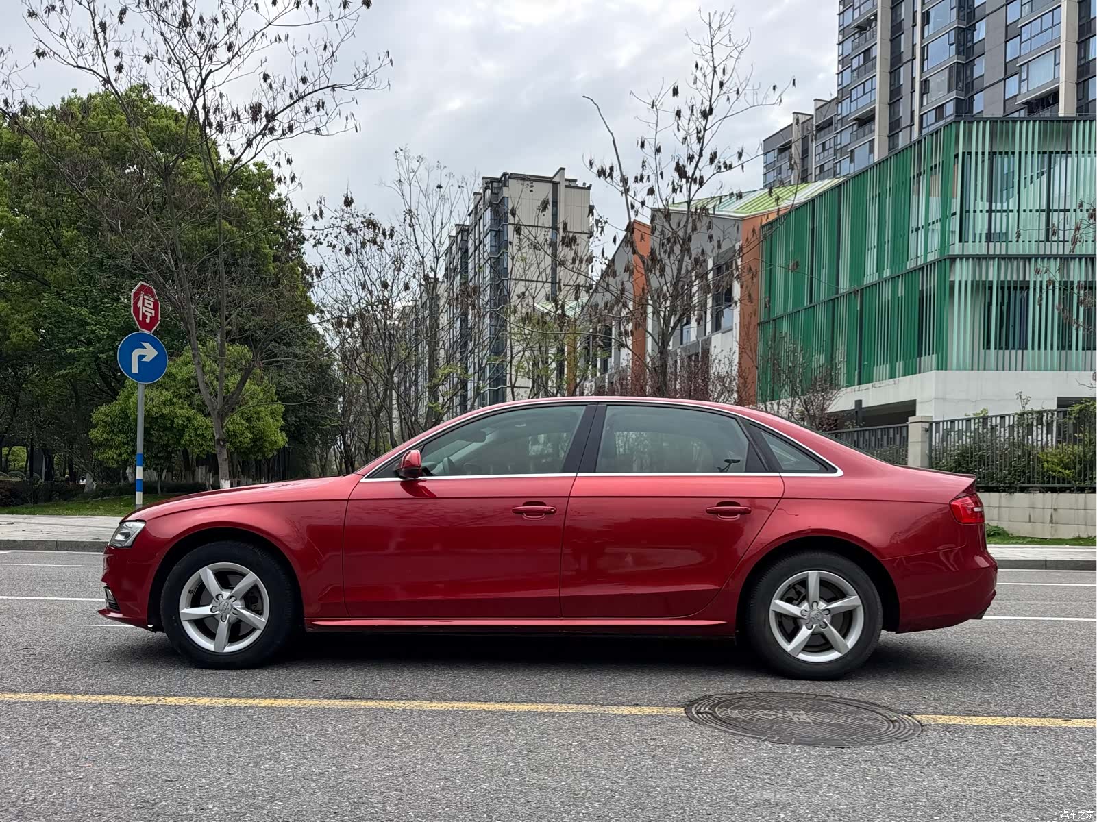 Audi A4L, 2013 3