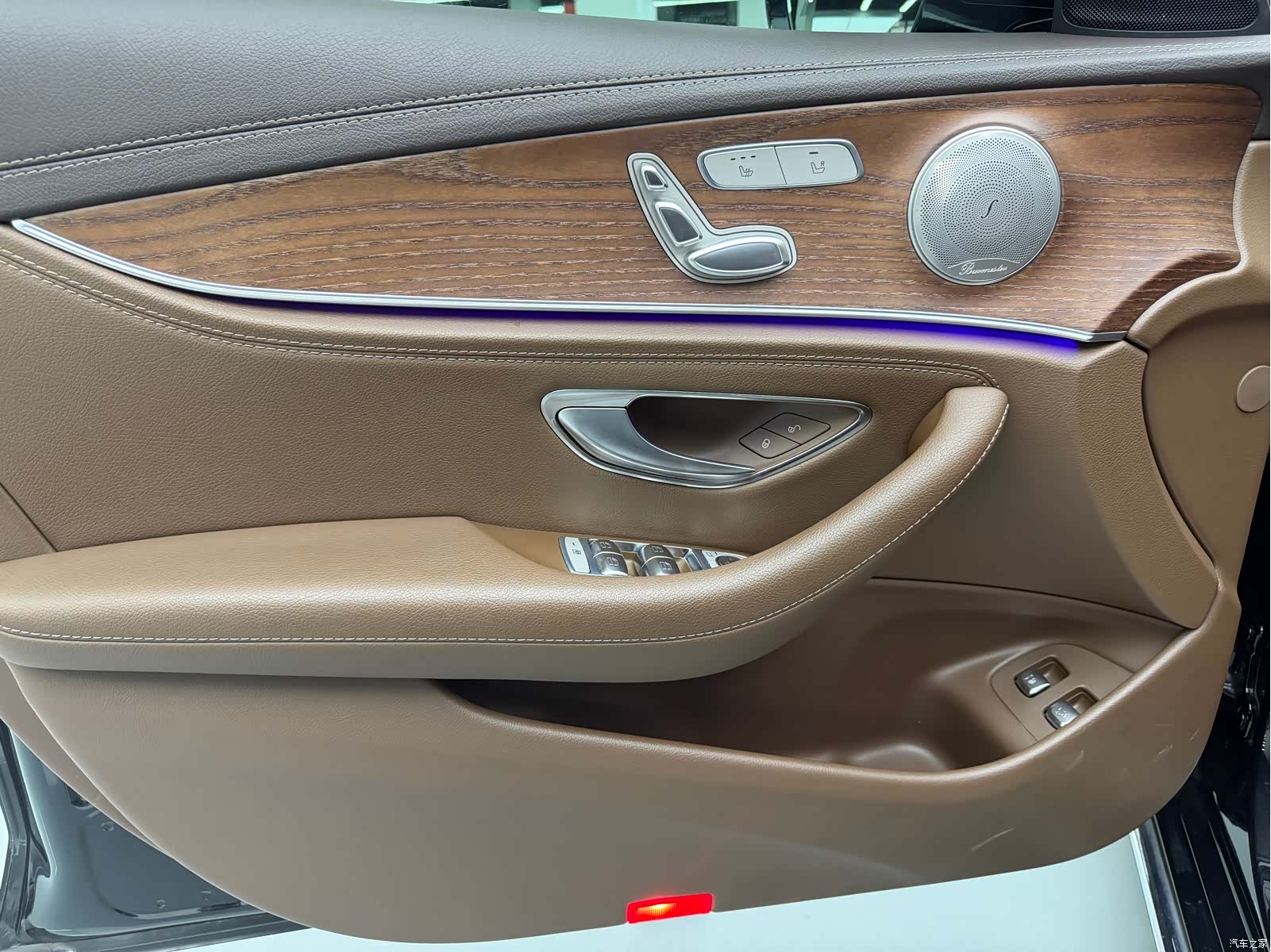 Mercedes-Benz E-Class, 2022 12