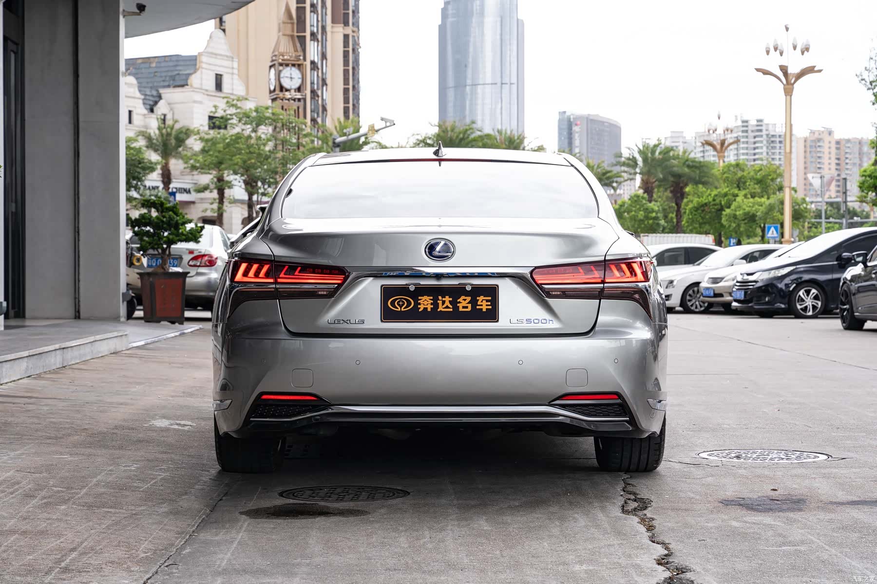 Lexus LS, 2019 все фото