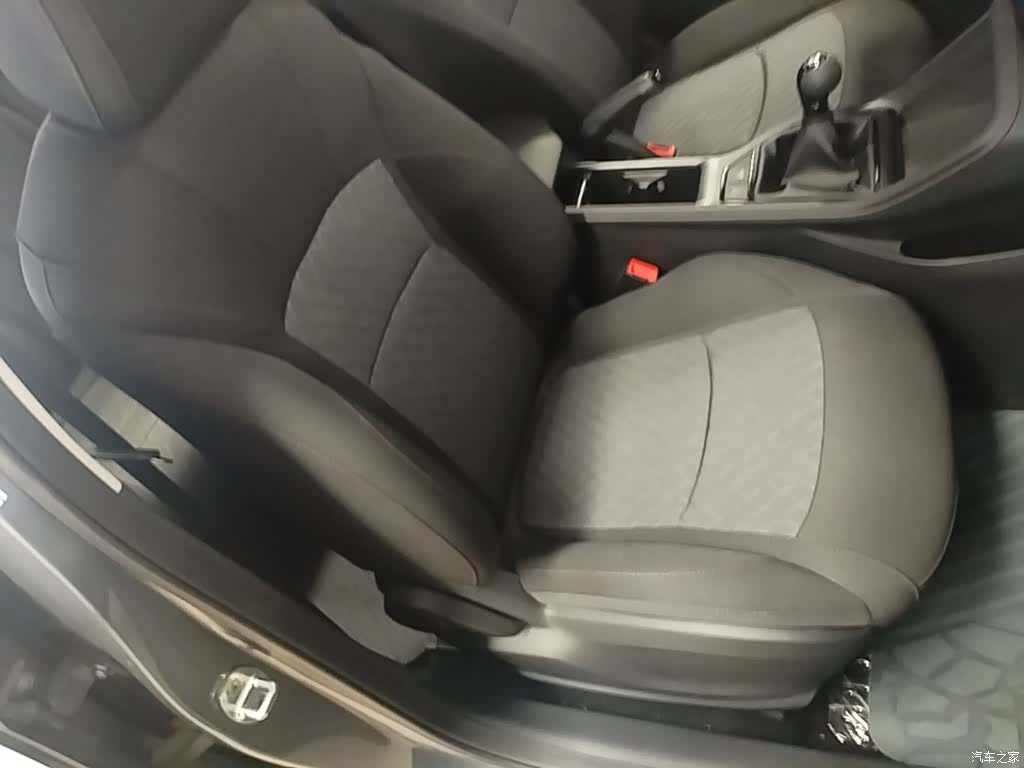 Roewe i5, 2026 25