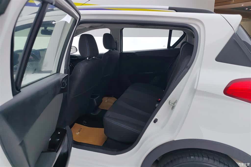 Wuling 310, 2019 11