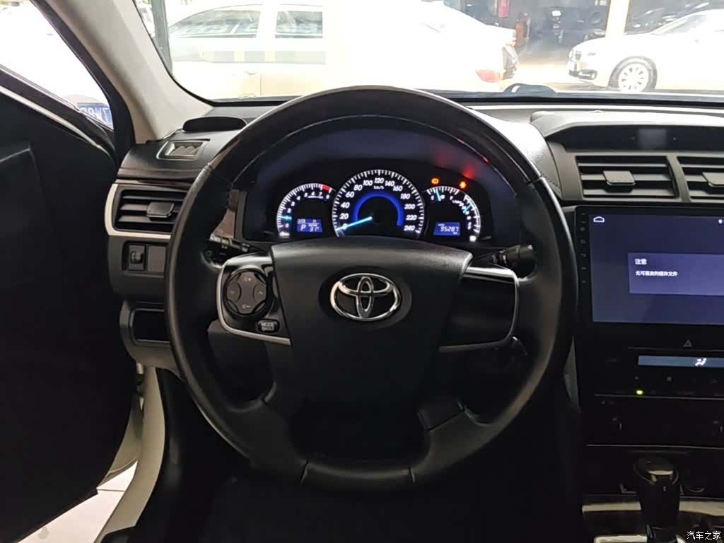Toyota Camry, 2017 11