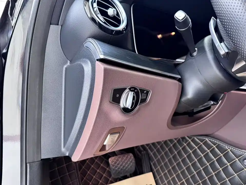 Mercedes-Benz E-class Mercedes-Benz E-class