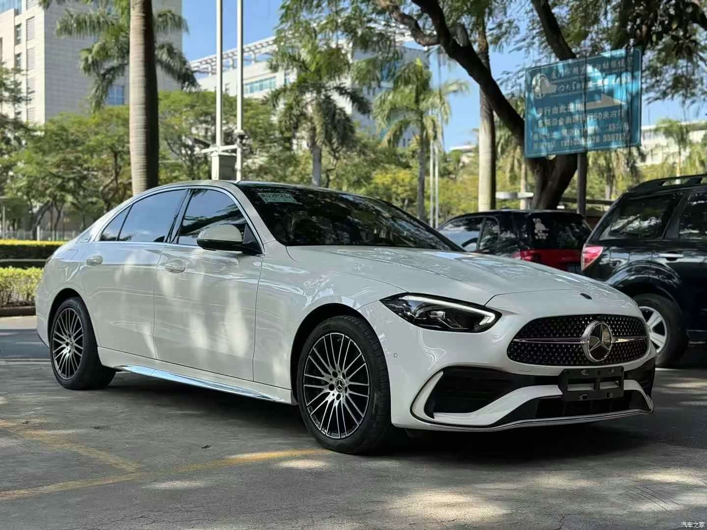 Mercedes-Benz C-Class, 2023 3